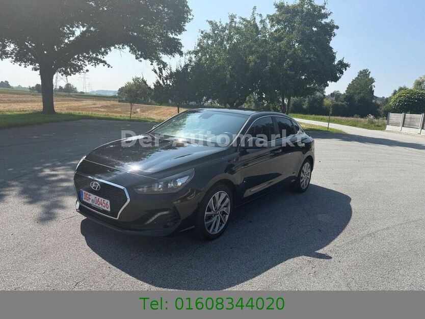 i30