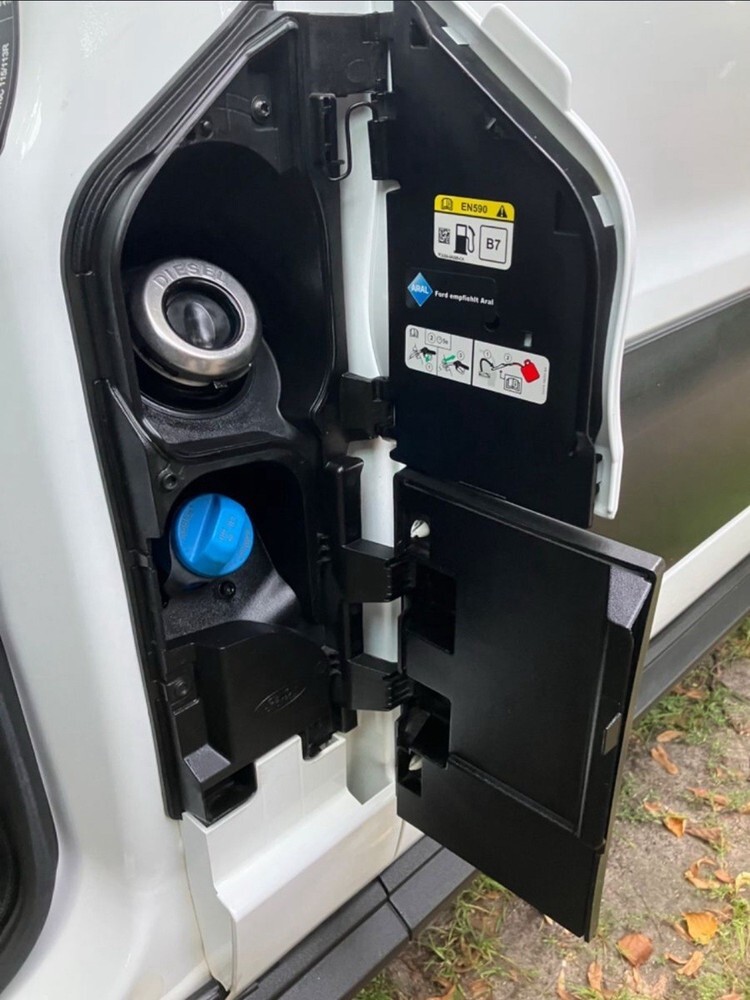 Ford Transit Kasten 49.840 km 24.500 € Berlin 10178