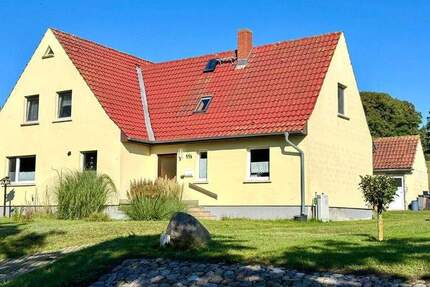 Haus Groß Zicker Groß Zicker - 7 Zimmer, 140 m&sup2;, 450.000&euro; | Angebot:25525214