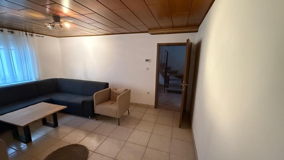 Reihenhaus Linnich - 3 Zimmer, 110 m&sup2;, 1.100&euro; | Angebot:24732306