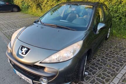 Peugeot 207 145.000 km 2.100 &euro; Rösrath 51503