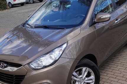 Hyundai ix35 80.000 km 9.680 &euro; Dresden 01239