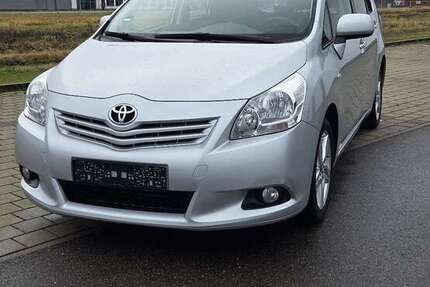 Toyota Verso 137.000 km 6.200 &euro; Salem 88682
