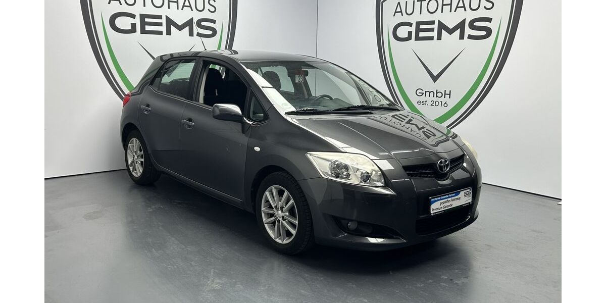 Toyota Auris 149.890 km 3.990 &euro; Königswinter 53639
