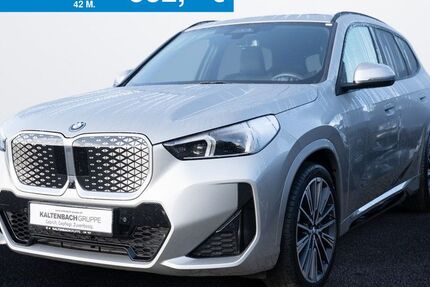 BMW iX1 23.556 km 52.890 &euro; Waldbröl 51545