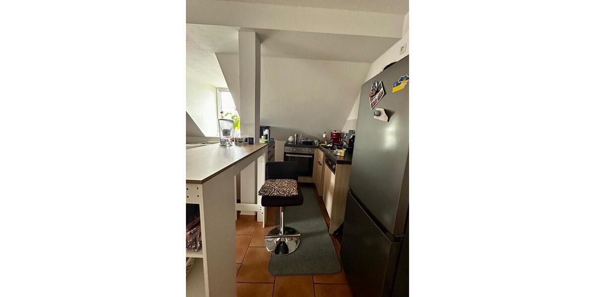 Dachgeschoßwohnung Eisenhüttenstadt - 1 Zimmer, 26 m&sup2;, 350&euro; | Angebot:26403890