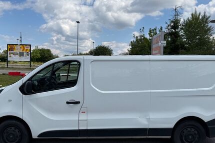 Opel Vivaro 358.000 km 3.999 € München 81243