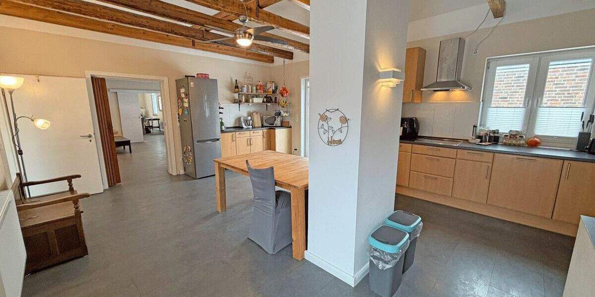 Einfamilienhaus Hünxe Krudenburg - 8 Zimmer, 246 m&sup2;, 550.000&euro; | Angebot:24858215