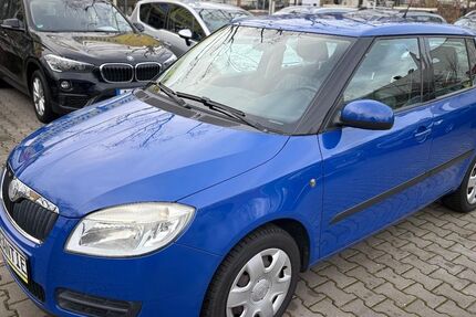 Skoda Fabia 108.500 km 3.890 € Berlin Wittenau -Reinickendorf 13407