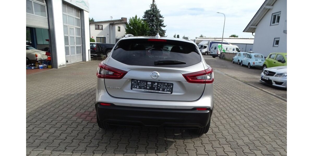 Nissan Qashqai N-Way Rückfahrkamera, Parksensoren, 33.922 km 15.890 &euro; Rodgau 63110