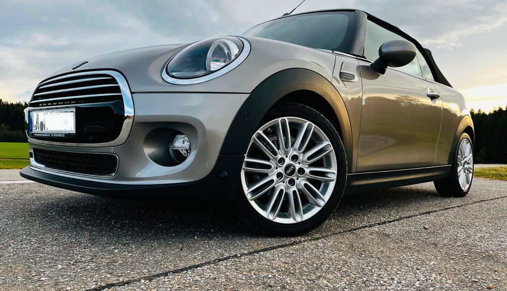 Mini Cooper Cabrio 29.172 km 19.500 &euro; Tiefenbach 84184