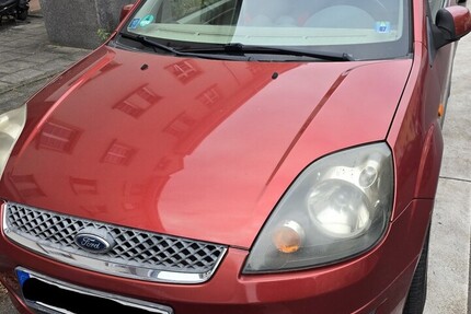 Ford Fiesta V 65.744 km 3.500 € Köln 50667