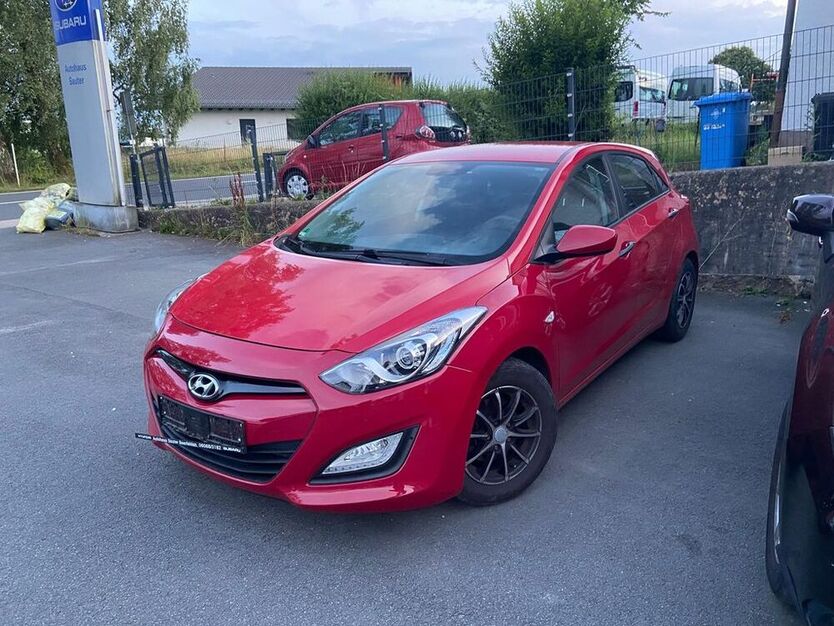 i30