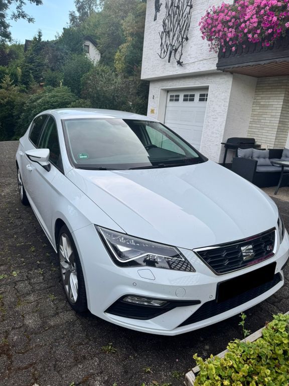 Seat Leon 68.000 km 16.900 € Kirchhundem 57399