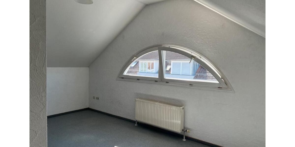 Reihenhaus Heilbronn Kernstadt - 5 Zimmer, 157 m&sup2;, 1.700&euro; | Angebot:26048713
