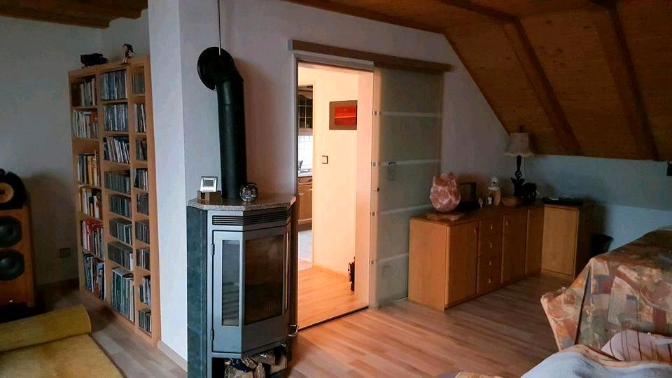 Dachgeschoßwohnung Brand - 3 Zimmer, 100 m&sup2;, 130.000&euro; | Angebot:26876545