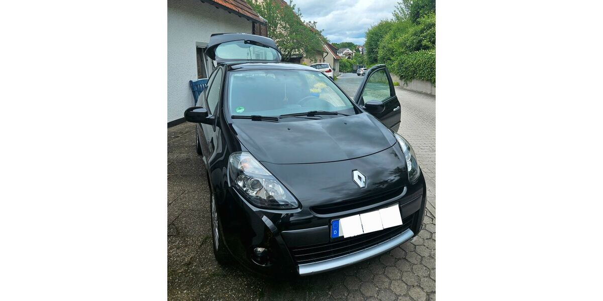 Renault Clio 55.500 km 5.150 &euro; Bad Aibling 83043