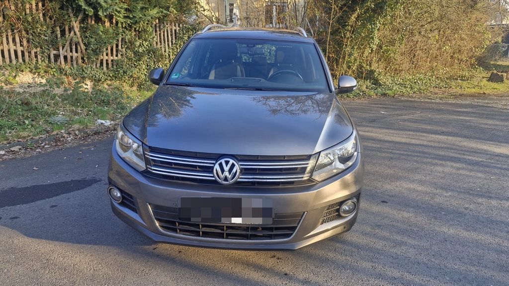 VW Tiguan 112.000 km 9.900 &euro; Kassel 34121