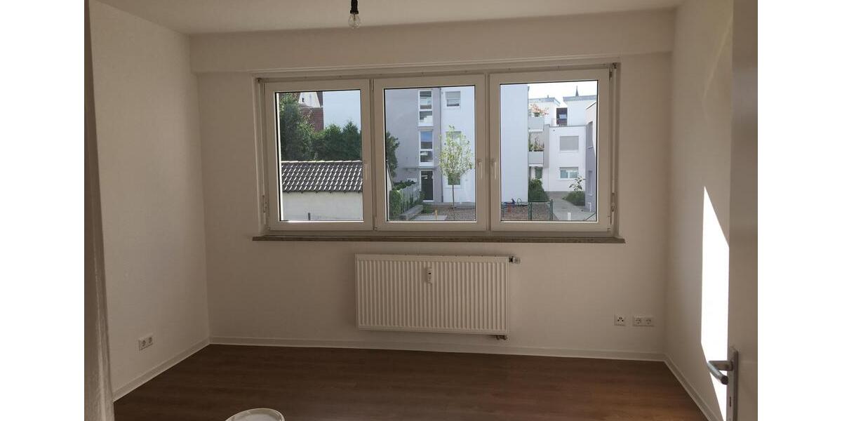 Etagenwohnung Esslingen am Neckar Brühl - 3 Zimmer, 60 m&sup2;, 645&euro; | Angebot:25444743