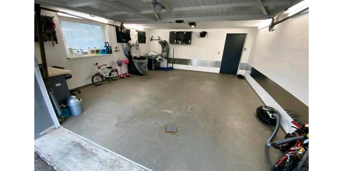 Einfamilienhaus Albstadt Gemarkung Burgfelden - 7 Zimmer, 179 m&sup2;, 419.000&euro; | Angebot:26699351