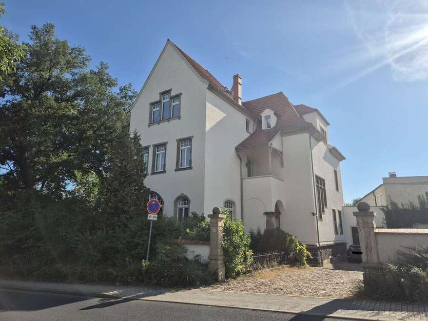 Wohnung zum Mieten in Dresden 1.950 € 232 m²