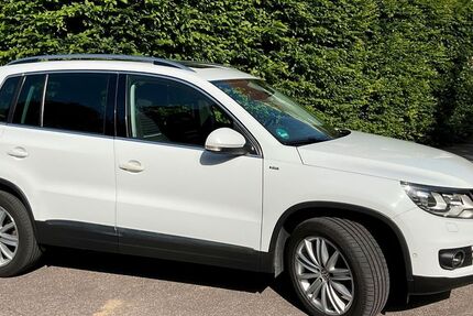 VW Tiguan 160.000 km 12.680 &euro; Eberdingen 71735