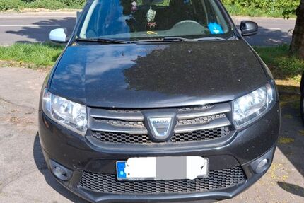 Dacia Logan 207.000 km 3.000 &euro; Illingen 66557