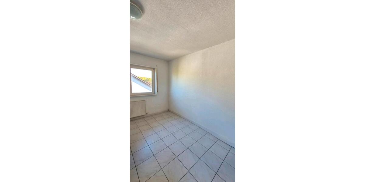 Dachgeschoßwohnung Gießen Schlangenzahl - 2 Zimmer, 45 m&sup2;, 515&euro; | Angebot:26272953