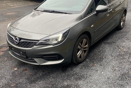Opel Astra K Sports1.5CDTI/NAVI.VOLL-LED.PDC.ALU-A 117.000 km 6.990 &euro; Hilden 40721