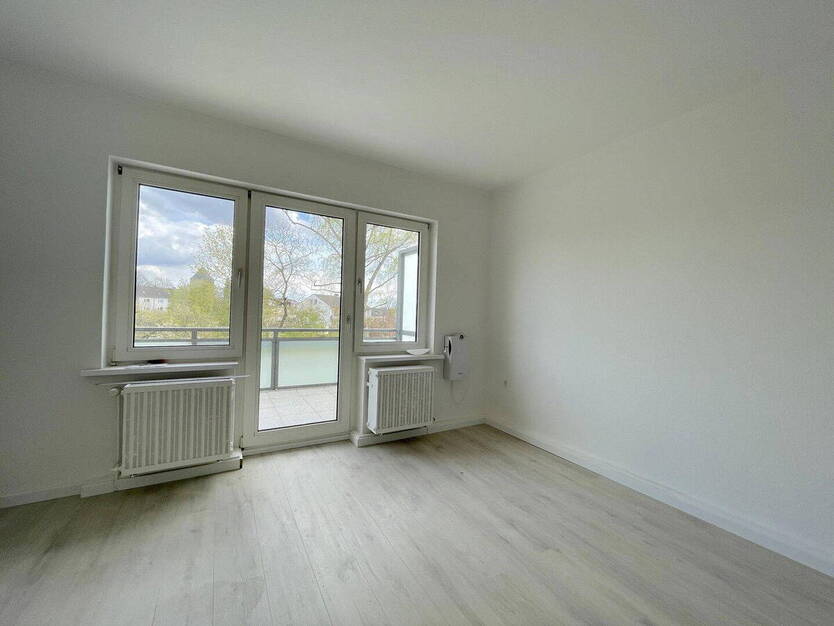 Sanierte Balkon-Wohnung im Zentrum von Bargteheide ohne Makler 1 zimmer