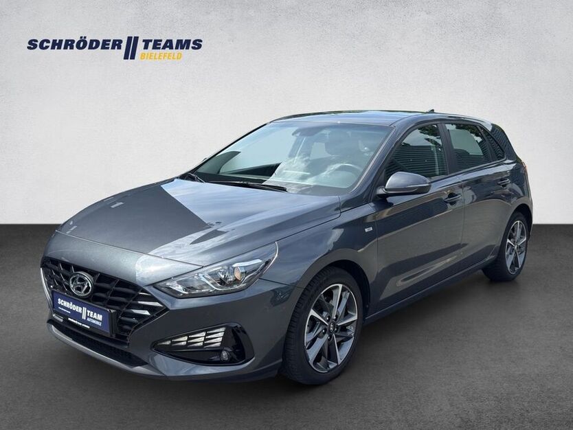 i30