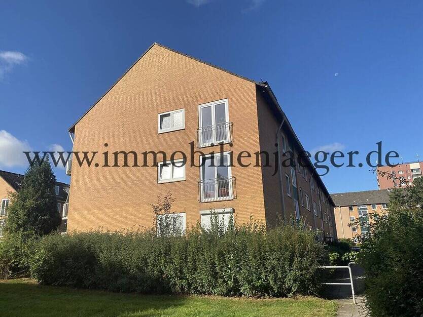 Fußnähe zum RKZ Farmsen - Modernsierte EckWohnung mit Balkon - Gäste-WC - Am Wanderweg Berner Au