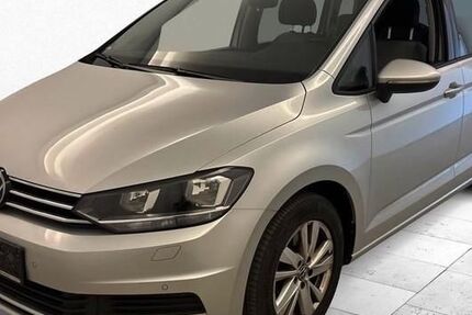 VW Touran 143.927 km 18.950 &euro; Steinbach-Hallenberg OT Herges-Hallenberg 98587