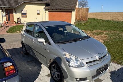 Toyota Corolla Verso 150.000 km 4.990 &euro; Unzenberg 55483