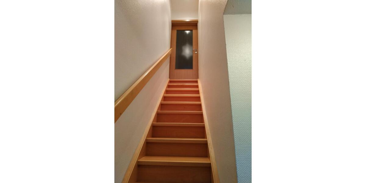 Mehrfamilienhaus, Wohnhaus Hatten - 8 Zimmer, 250 m&sup2;, 465.000&euro; | Angebot:24753361