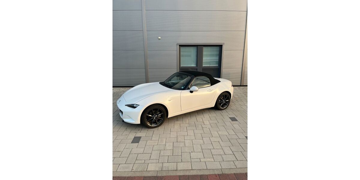 Mazda MX-5 34.875 km 23.890 &euro; Bad Camberg 65520
