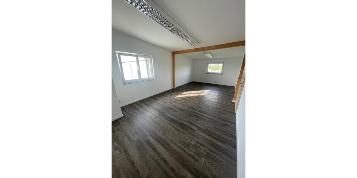 Gewerbeobjekt Neutraubling - 1.623&euro; | Angebot:24887512