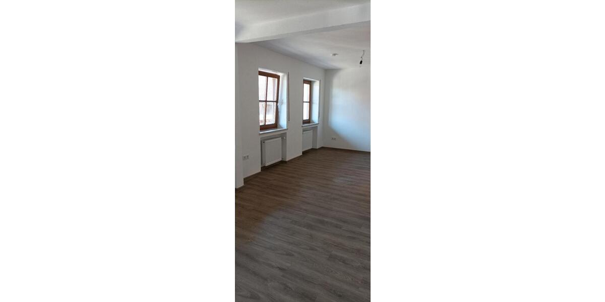 Etagenwohnung Ascha - 3 Zimmer, 95 m&sup2;, 750&euro; | Angebot:26615836