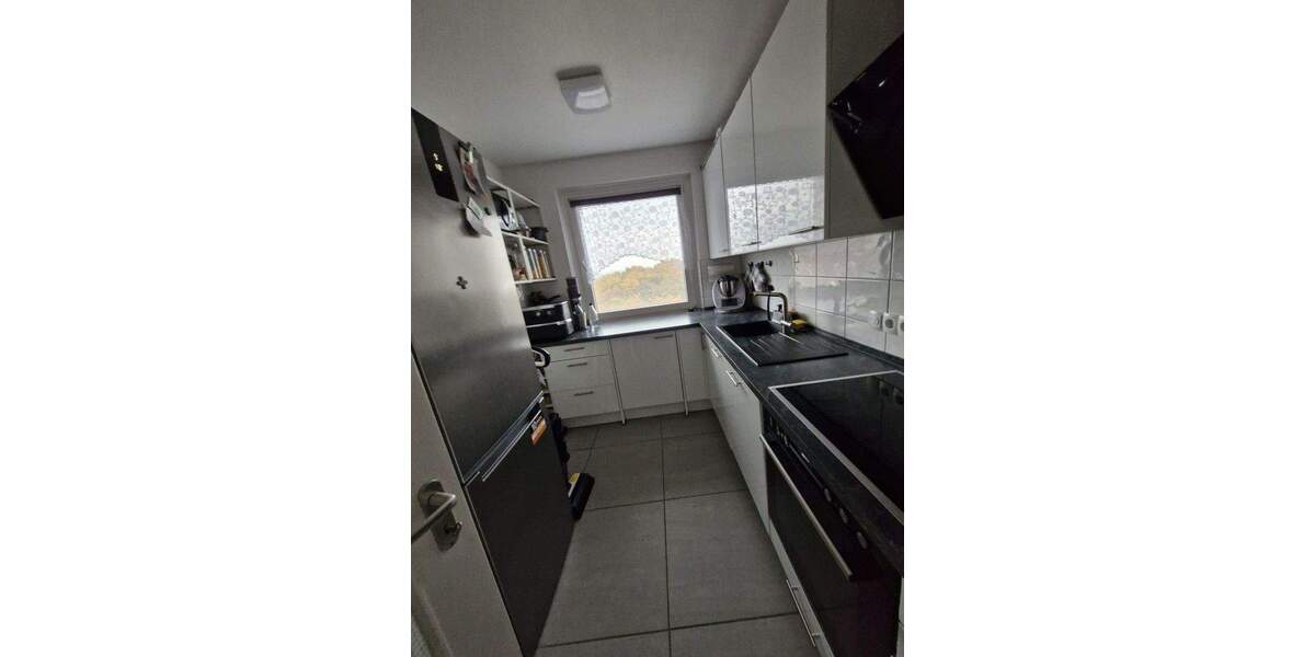 Etagenwohnung Wiesbaden Klarenthal - 4 Zimmer, 83 m&sup2;, 300.000&euro; | Angebot:25728338