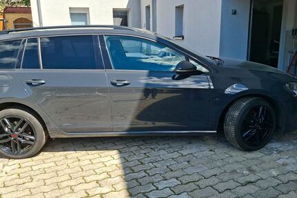 VW Golf 113.500 km 10.500 &euro; Leipzig 04319