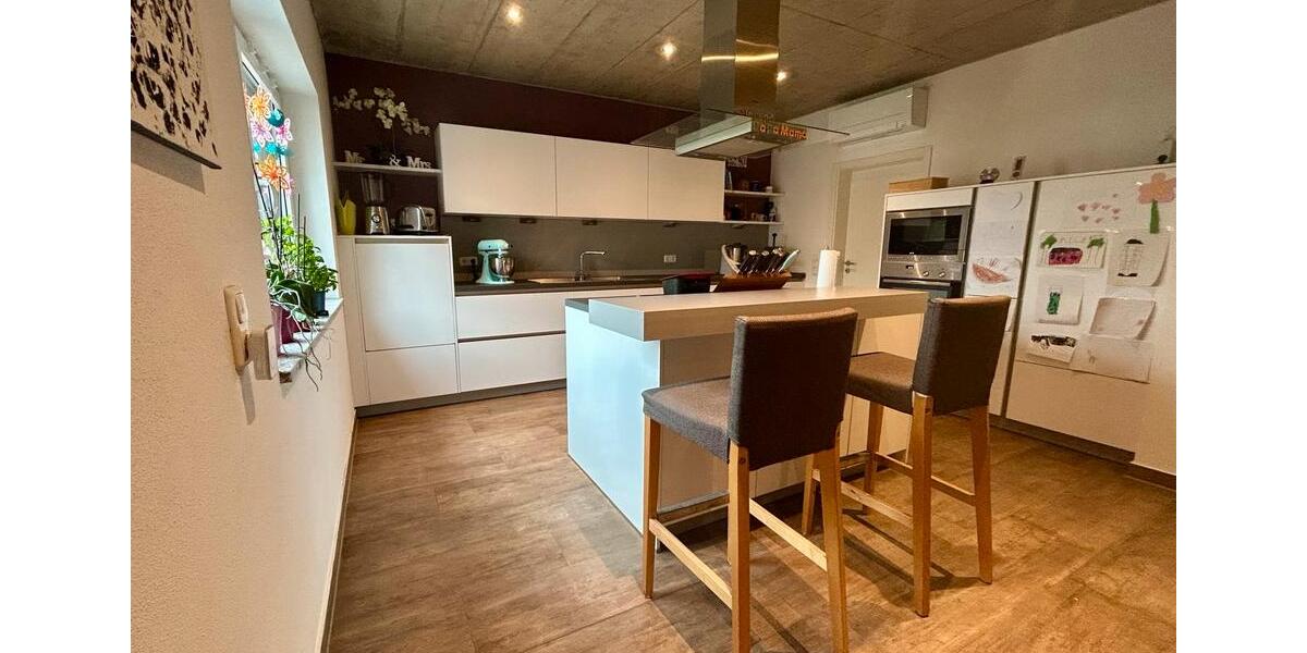 Einfamilienhaus mit Wintergarten und Doppelgarage 4 zimmer