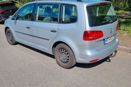 VW Touran 150.000 km 8.000 &euro; Hamburg 22525