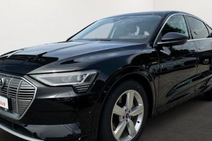 Audi e-tron 27.100 km 33.490 € Waldshut-Tiengen 79761