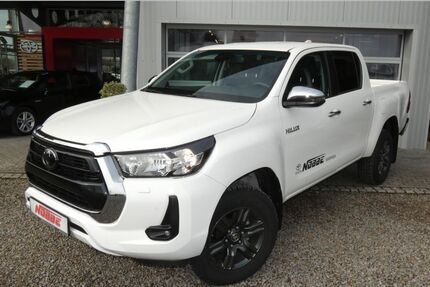 Toyota Hilux 3.600 km 42.721 &euro; Warmsen 31606