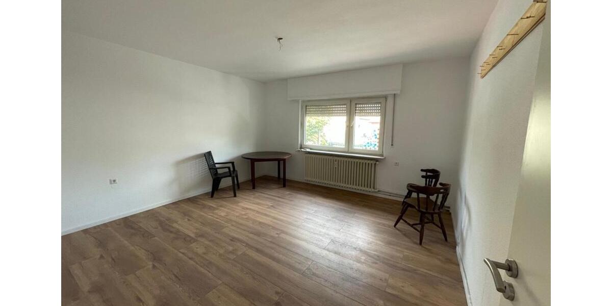 Renovierte WG-Zimmer in Ludwigshafen 5 zimmer