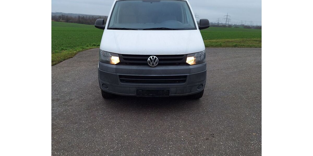 VW T5 Transporter 235.000 km 5.999 &euro; Dummerstorf 18196