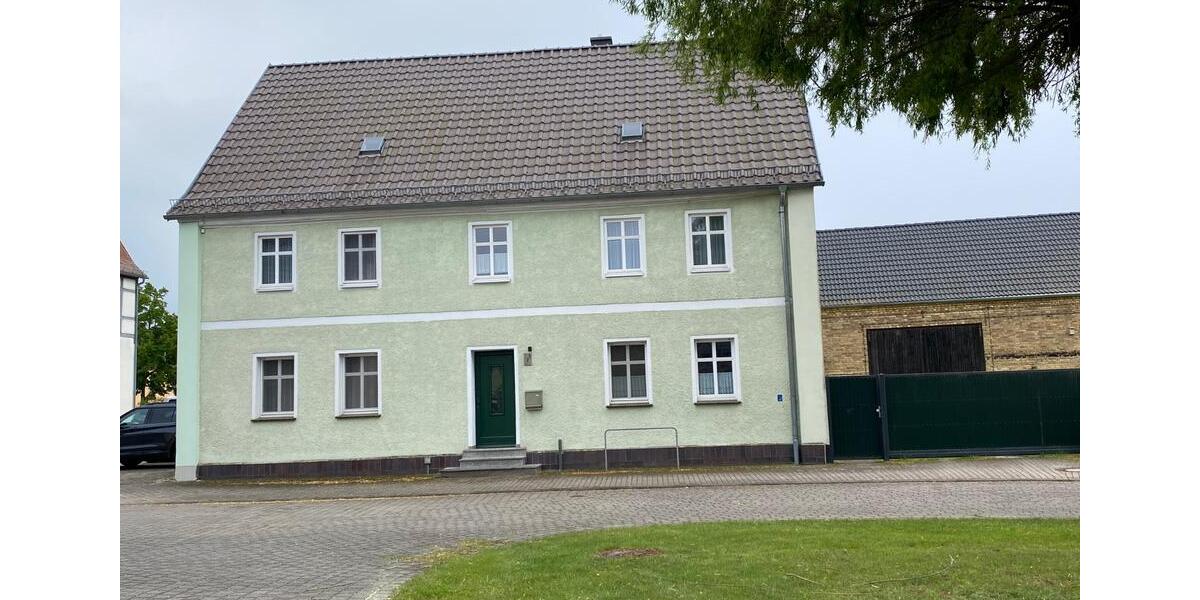 Einfamilienhaus Jessen (Elster) - 7 Zimmer, 200 m&sup2;, 250.000&euro; | Angebot:26565442