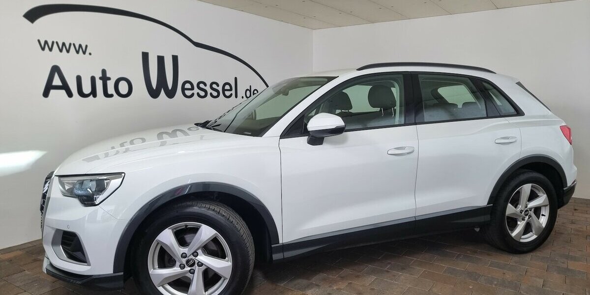 Audi Q3 35 TDI Advanced Prestige LED ACC APP schw.AHK 79.950 km 27.750 &euro; Garrel 49681