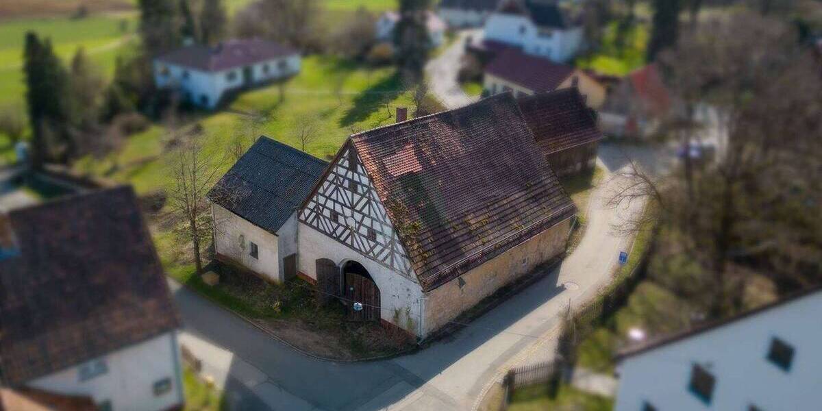 Bauernhaus, Landhaus Etzelwang Gerhardsberg - 9 Zimmer, 220 m&sup2;, 90.000&euro; | Angebot:25666118