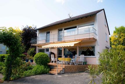 Haus Kandel - 7 Zimmer, 185 m&sup2;, 880.000&euro; | Angebot:26882199